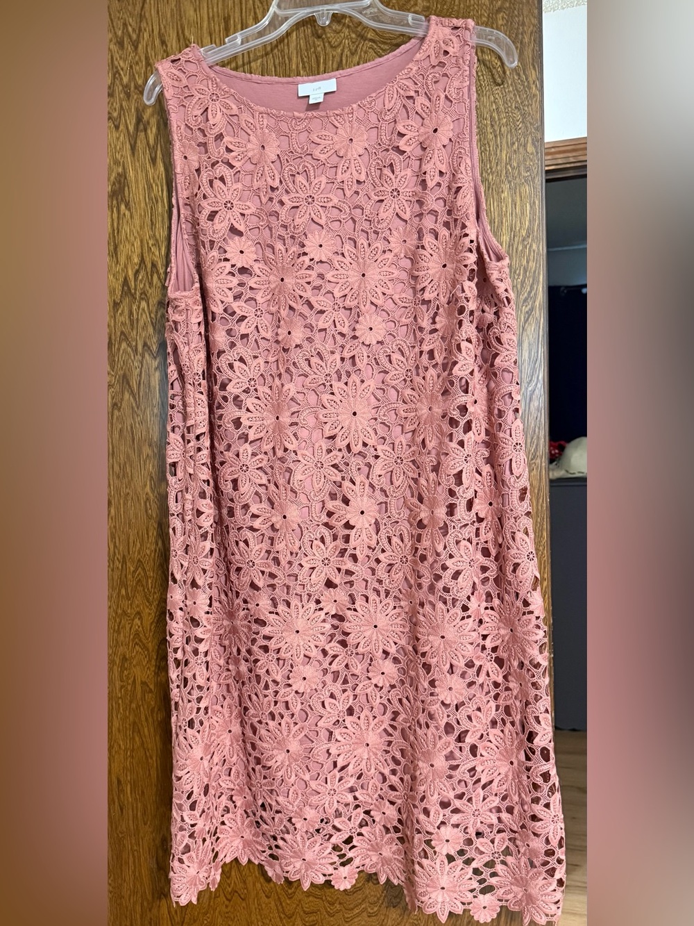 Women’s Dusty Rose Lace Sleeveless Dress